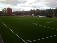 Tehiskattega jalgpallistaadion Rootsis. Kunstmuru paigaldus ja Jalgpalliväljakud Rootsis